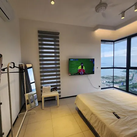 Urban Suite - George Town Jelutong Exterior photo