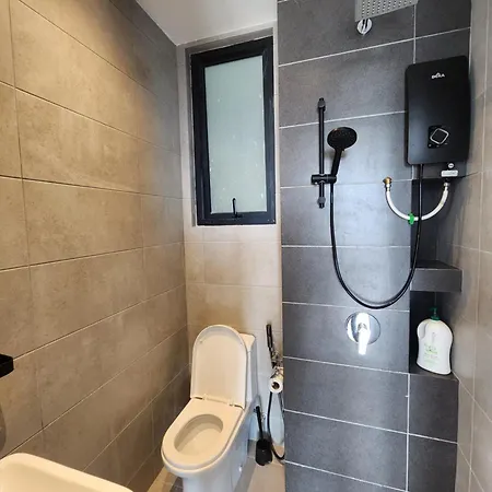Urban Suite - George Town Jelutong Exterior photo